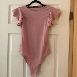 Ruffle sleeve bodysuit